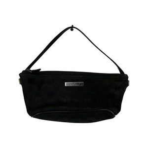 Black Gucci monogram Boat Pochette, Gg Canvas